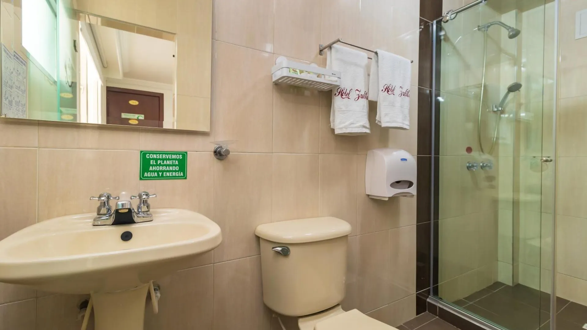 ***  Hotel Zulita Bogota Colombia